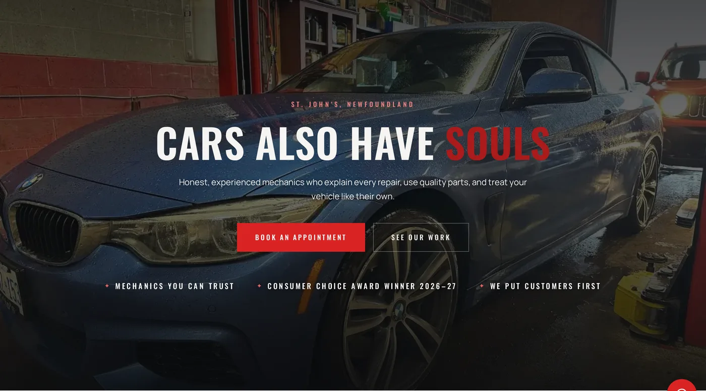 Light & dark themes: the site adapts to the visitor